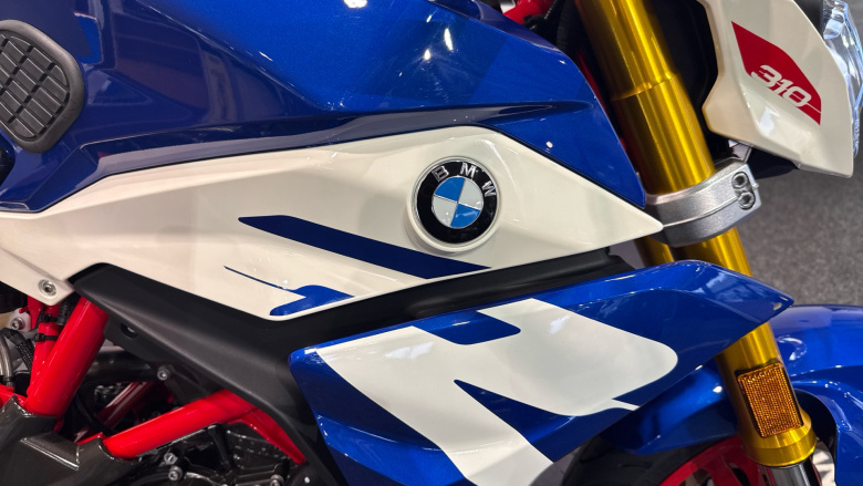 BMW G310 R 